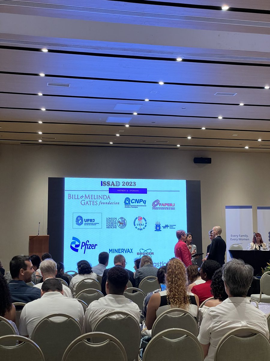 VaccinologyCNPI's tweet photo. Amazing start to the @IssadOrg 2023 conference with a great talk by Keith Klugman who recently gave a talk at @StGeorgesUni 💉

Great to see Keith mention the #GASTON project led by our team 👏🏻 

Looking forward to the others #GBS talks and catching up with colleagues! https://t.co/gLNzdrSn5h