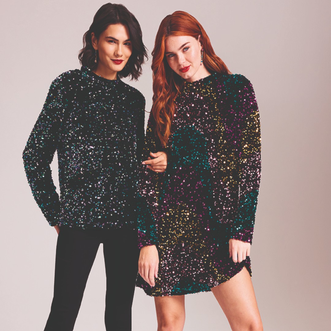 PRShotsonline's tweet image. Iridescent Sequin Top and Sequin Dress from @peacocks_fashion
Prshots.com/peacocks
Ref Number: 1678292
#SequinTop #Dress #Party #ChristmasParty #Christmas #Platform #Velvet #Heels #AW23 #partydress #sequindress #peacocks