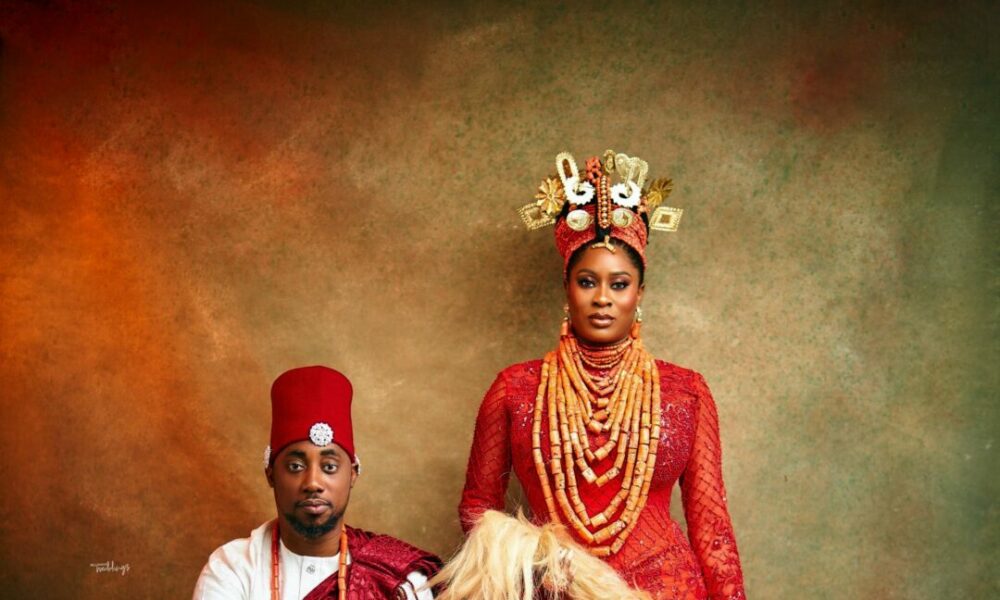 bellanaija's tweet photo. A Mutual Friend Did The Matchmaking – Now It’s #LBForever! https://t.co/z5Lb3ubGEN https://t.co/GukUi8hObx