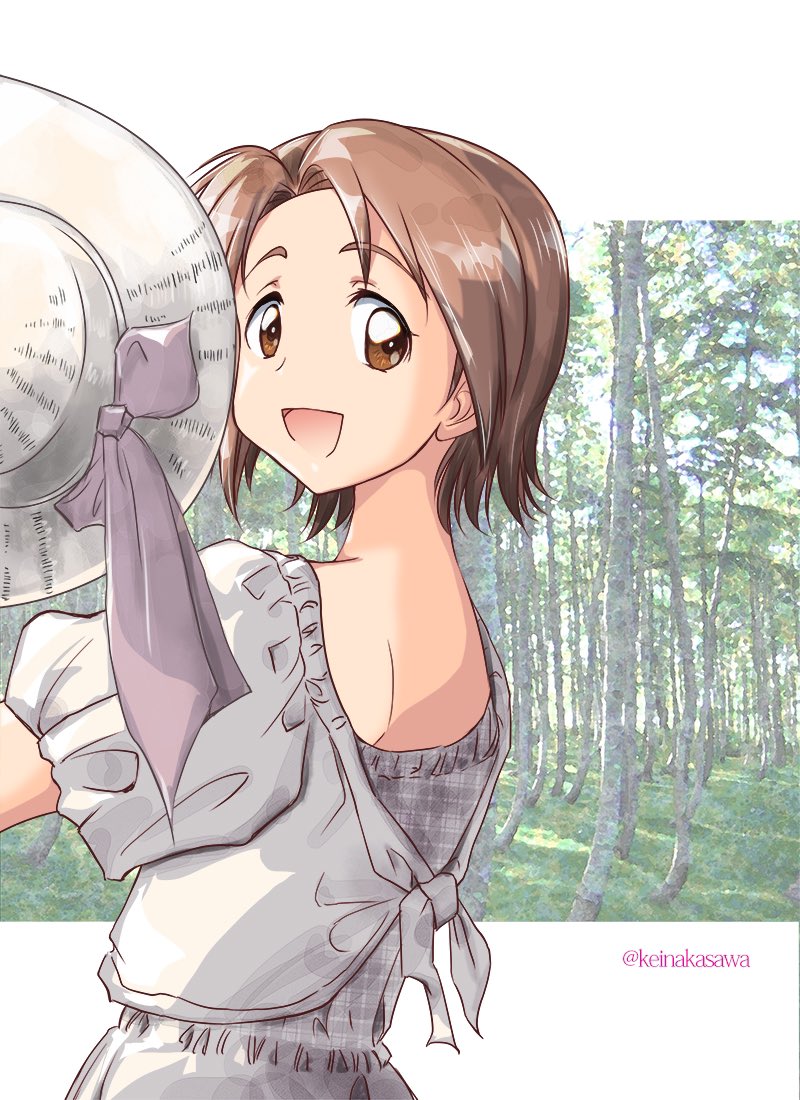 澤梓 「#目が疲れたから緑の作品が見たい 最後にやまごー」|なかさわけい㌠のイラスト