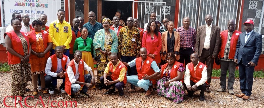 CRCA299023's tweet photo. Ouverture de formation de 5 jrs sur le DREF (Disaster Response Emergency Fund) avec les volontaires (DM) des différentes localités ainsi que les cadres de la SN avec l'appui de #IFRC. Une occasion pour la @CRCA de mieux se préparer et d'agir lors des catastrophes. https://t.co/SiJINZvH2b