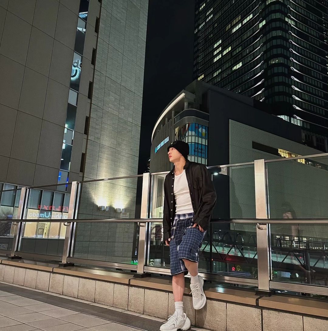 Minji_SanTiny's tweet photo. Christopher bahng 🫣 I'm in love ❣️#BangChan
#ChristopherBahng https://t.co/pspAUqzb5r