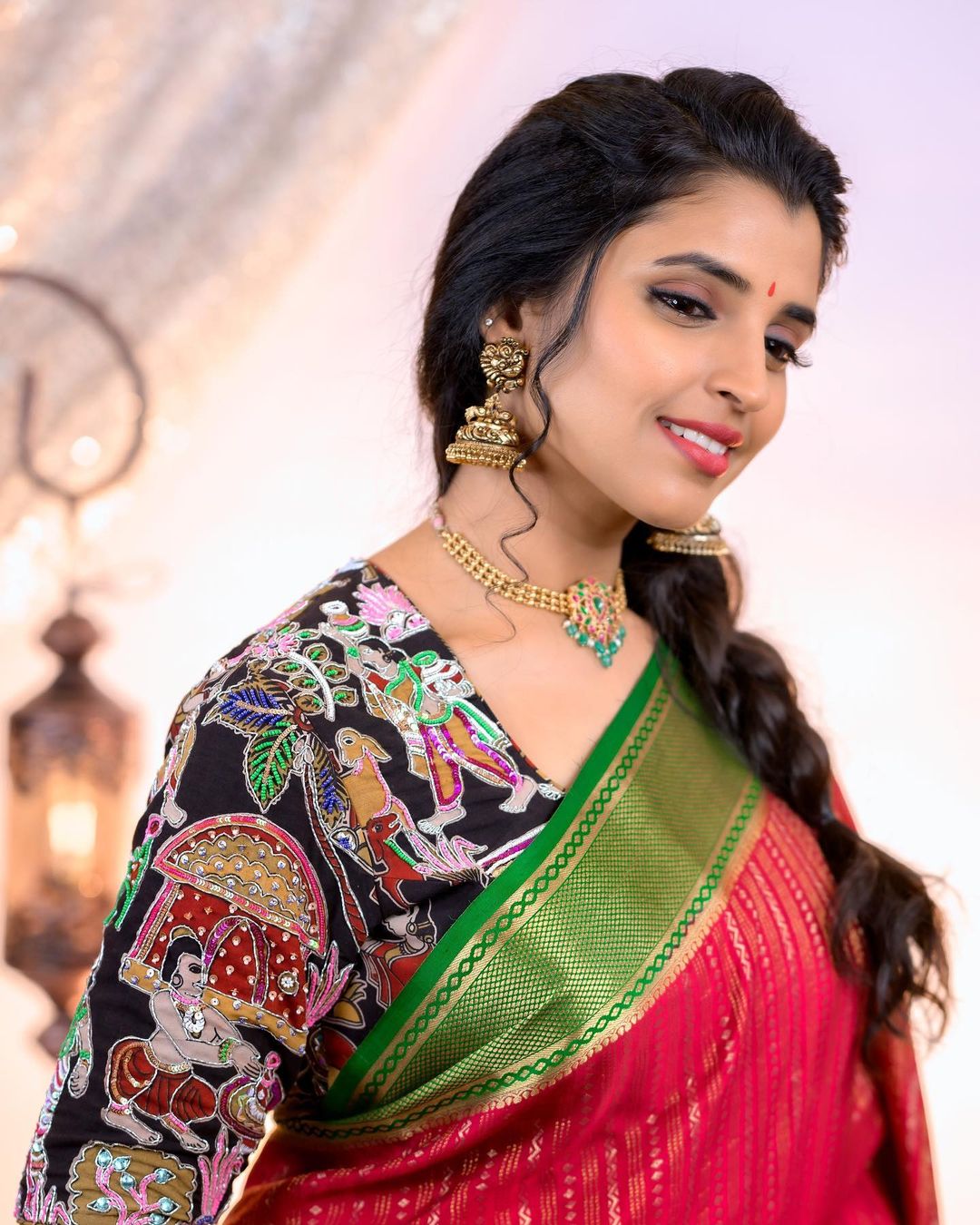 F8jdsFSagAABPpS?format=jpg&name=large