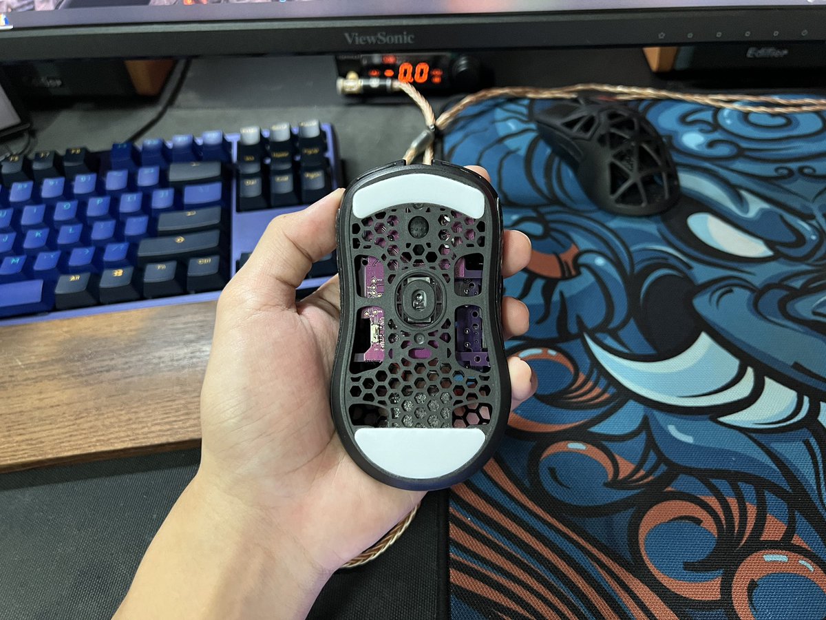 Selling: G-Wolves HTX Ace Wireless Gaming Mouse
₱5500 Negotiable!
- 36g +/- weight
- Zippy 60m switches
- 75 mAh stock battery 
- No issues or whatsoever
Inclusions: box, type-c cable, 2.4ghz dongle extra skates, grips, cleaning brush &amp; extra 200 mAh battery
