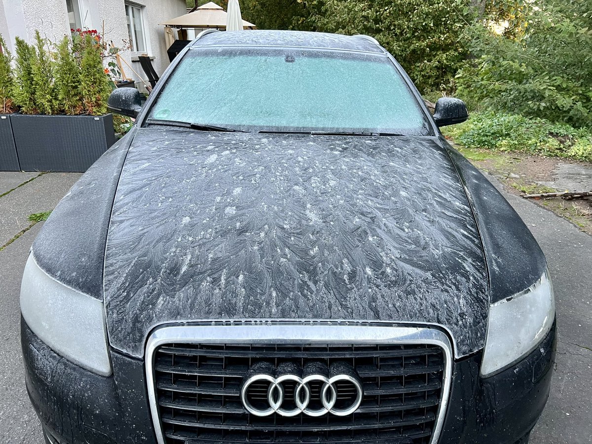 Ice Ice Baby… Es ist wieder soweit… 🥶
#natur #nature #naturephotography #naturephoto #naturfoto #naturfotografie #goodmorning #gutenmorgen #MotorVehicle #Car #Vehicle #Outdoors #auto #audi #frost