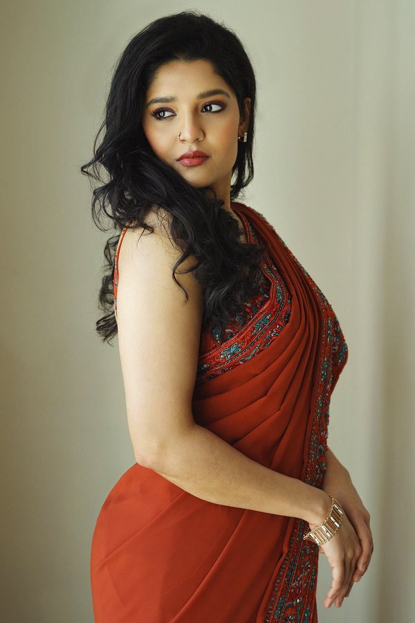 F8jg89ubQAAUBu3?format=jpg&name=900x900