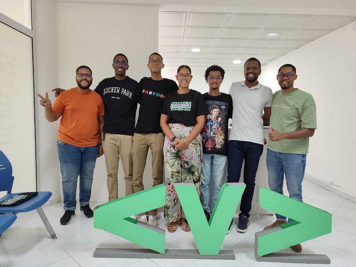 𝗥𝗰𝗼𝗱𝗲𝗿𝘀 𝗻𝗮 𝗙𝗿𝗲𝗻𝘁𝗲: 𝗥𝗲𝗽𝗿𝗲𝘀𝗲𝗻𝘁𝗮𝗻𝗱𝗼 𝗖𝗮𝗯𝗼 𝗩𝗲𝗿𝗱𝗲 𝗻𝗼 𝗖𝘆𝗯𝗲𝗿𝘀𝗲𝗰𝘂𝗿𝗶𝘁𝘆 𝗛𝗮𝗰𝗸𝗮𝘁𝗵𝗼𝗻 𝗲𝗺 𝗟𝗼𝗺𝗲́! 🚀 🚀 De 16 a 18 de outubro, um grupo talentoso de 4 programadores de Cabo Verde, chamados 𝗥𝗰𝗼𝗱𝗲𝗿𝘀, estarão prontos para pa