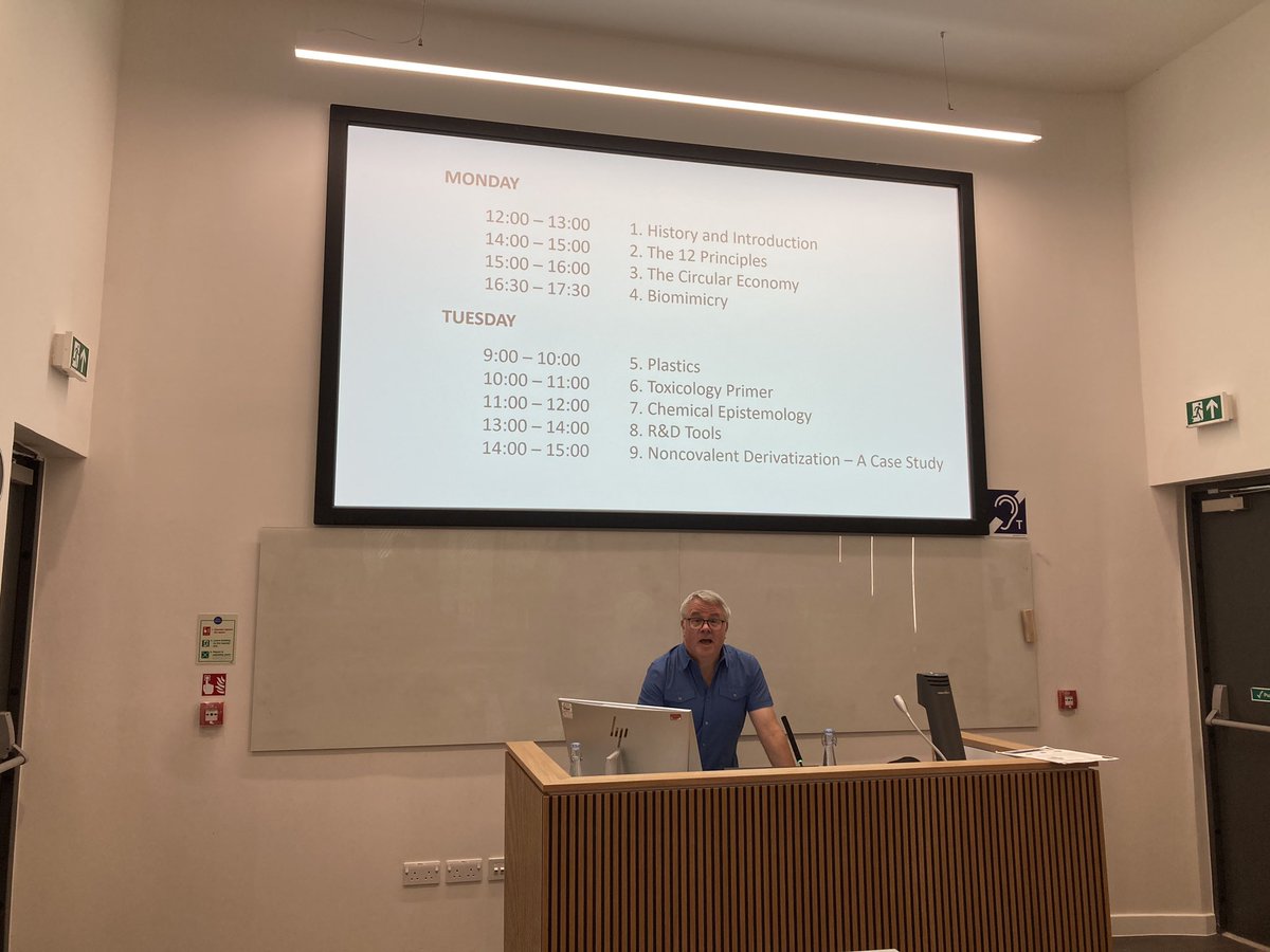 Great start of the Green and Sustainable Chemistry Bootcamp @univofstandrews by @JohnWarnerOrg this morning! @Cefic @EngineeringStA4