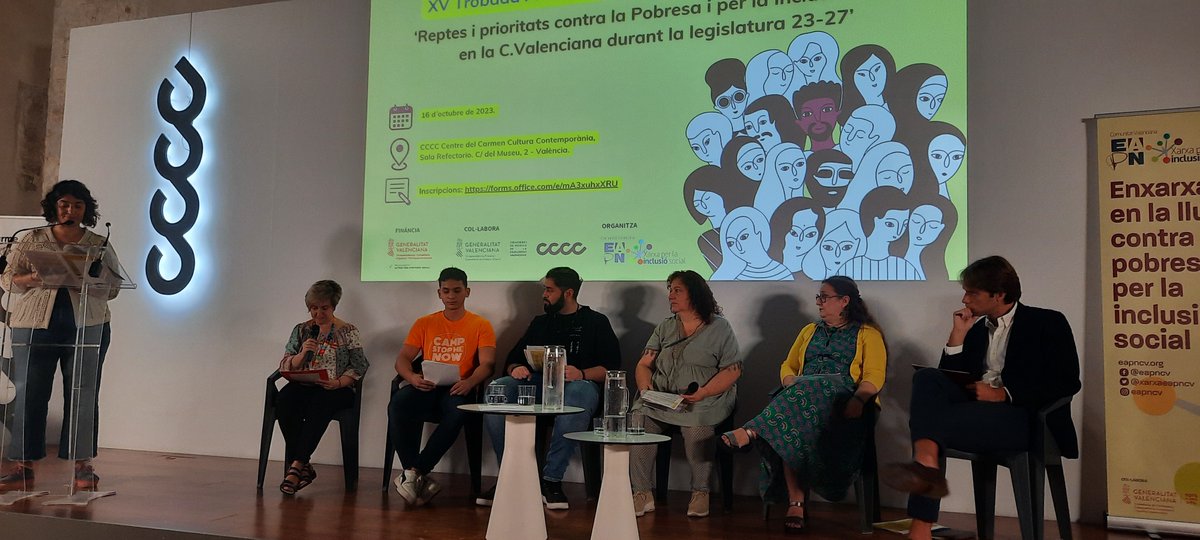 novafeina's tweet photo. Nuestras usuarias plantean sus propuestas a los principales grupos políticos en el XV encuentro autonómico de participación de @xarxaeapncv https://t.co/aV5P6NsNE0