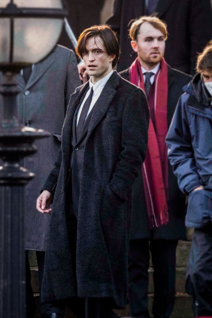 GothamChief's tweet photo. Robert Pattinson as Bruce Wayne https://t.co/VNM6MXgV9y