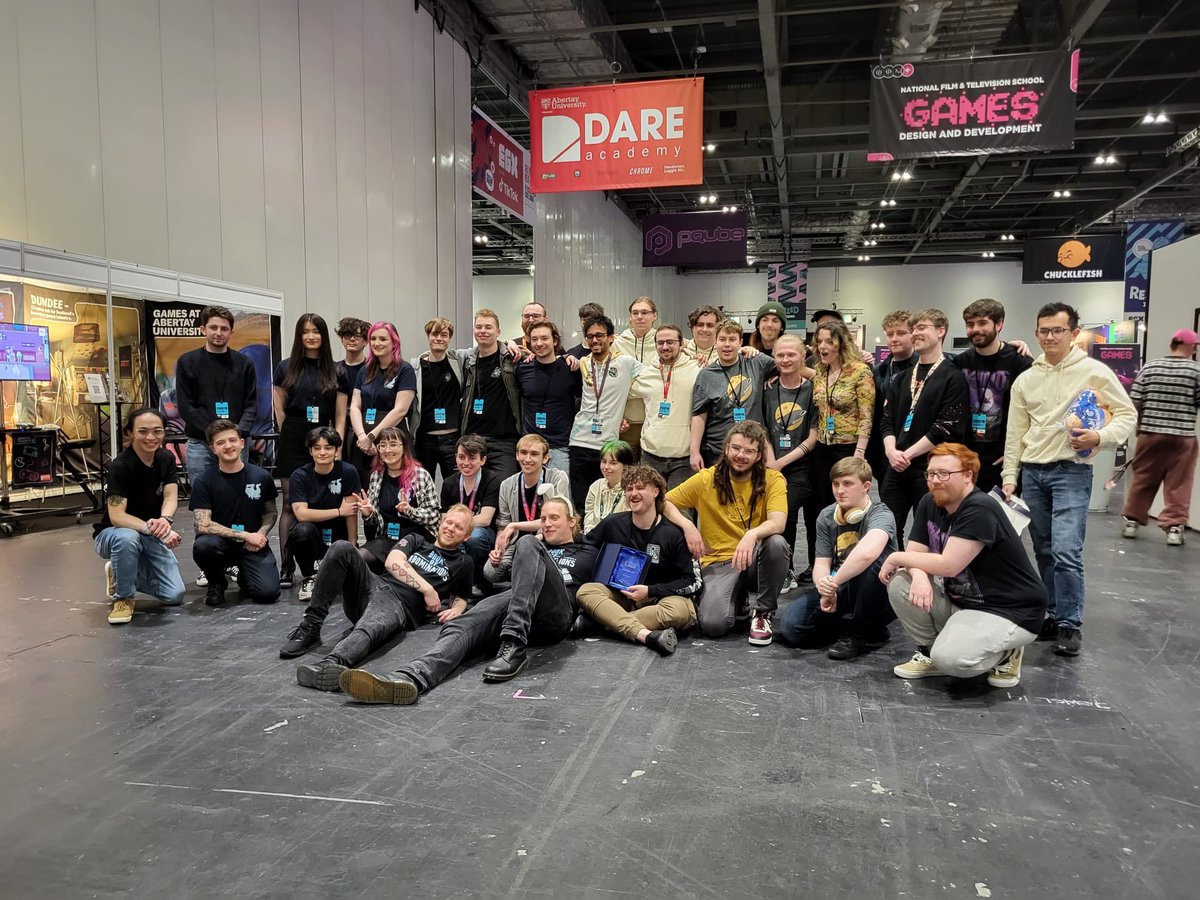 Calvin Cheung tweet media