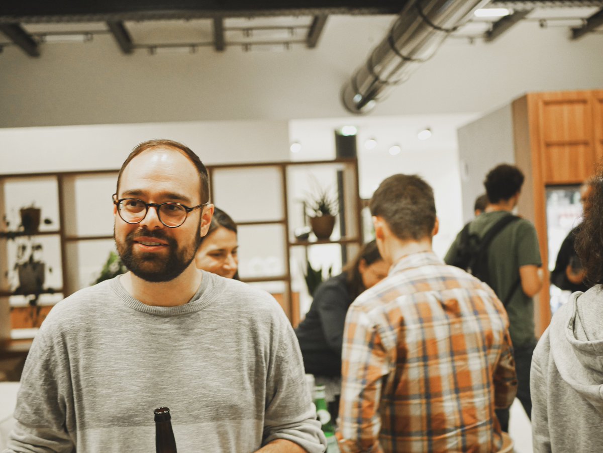 talent_io's tweet photo. About last week : CTO Afterwork 🔥 

Au programme, du homard, beaucoup de savoir et de networking 🦞💡

Merci à tous les CTOs présents ainsi qu'à nos 2 speakers de qualité Français Maine et François Massot 🙌 

A très vite pour la prochaine édition 😉 https://t.co/CScg0Rprht