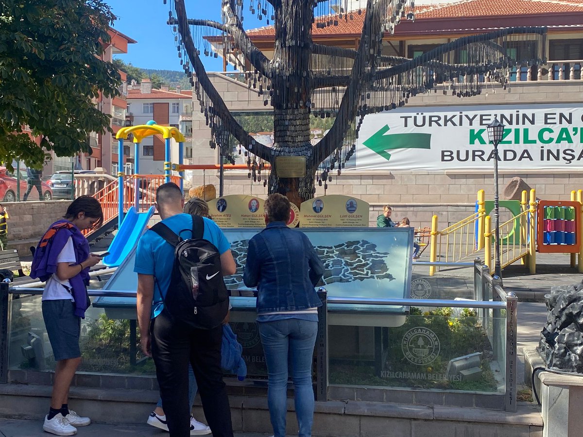 Erasmus kapsamında Macaristan’dan gelen öğrencilerin Kızılcahamam ziyareti ☺️ <a href="/Yusuf__Tekin/">Yusuf Tekin</a> <a href="/MemAnkara/">Ankara İl Millî Eğitim Müdürlüğü</a> <a href="/cankayailcemem/">Çankaya İlçe Millî Eğitim Müdürlüğü</a>