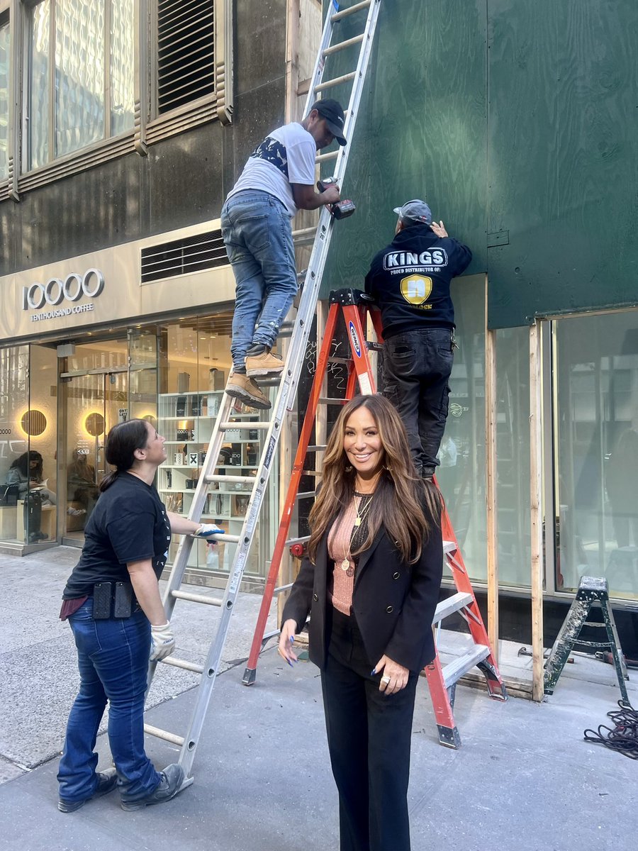 msbarbarak's tweet photo. There’s nothing more rewarding than doing what you love - being a builder in one of the toughest cities in the world has its challenges but nothing worthwhile is ever easy! #HeelsofSteel https://t.co/2946l2juRP
