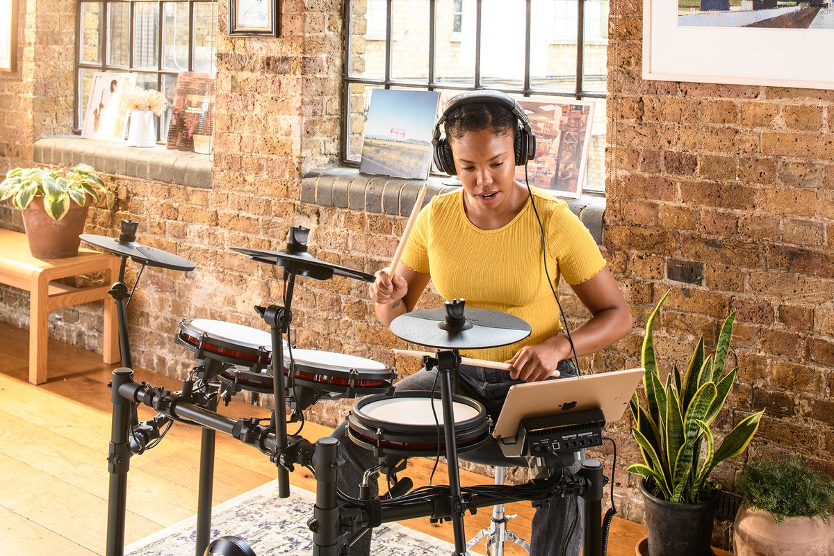 Make the most of practice time with Nitro Max. Alongside its incredible sounds, the Nitro Max module is Bluetooth-enabled for all your smart devices. Pull up backing tracks, tutorials from Drumeo, and more for serious shedding. Learn more at alesis.com/products/view2…