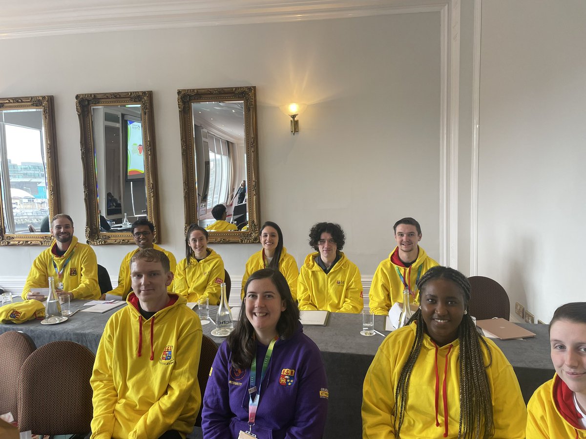 UccSkills's tweet photo. We are here at the @UCCSU Academic Rep training! Thanks to @UCCSUEducation for inviting us out. We are facilitating a committee meeting role play exercised based on our colleagues @UCCGrAttributes Committee Training online modules https://t.co/wybbjcznRa