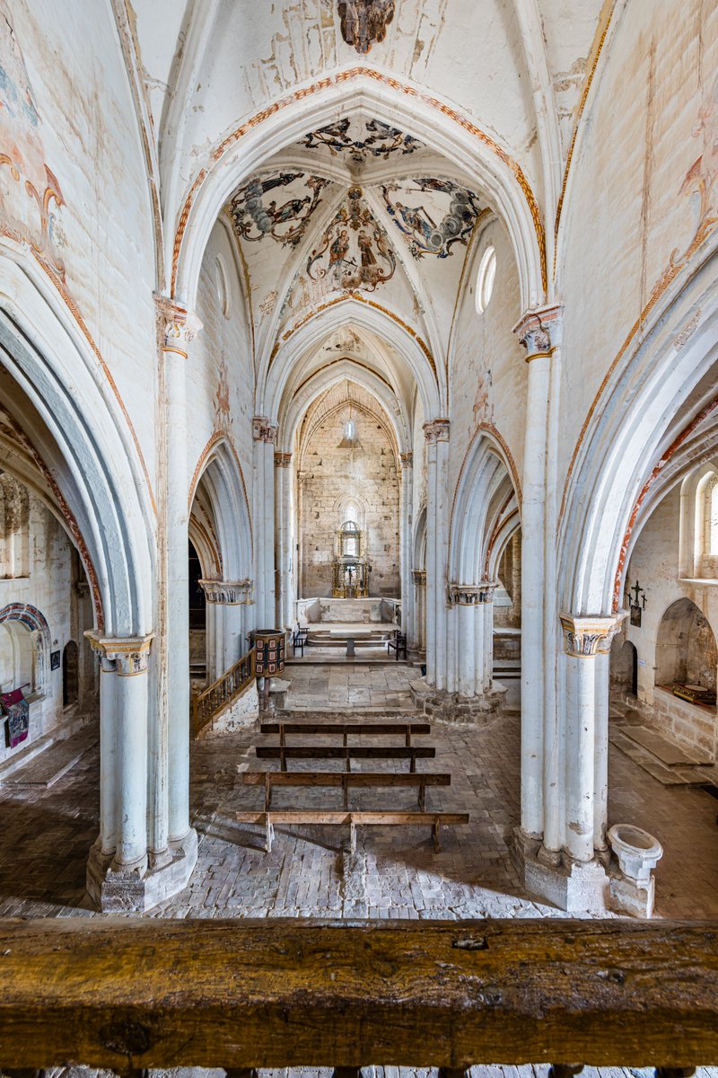 Tras 20 años de muchas luchas y empeños, la #CatedralDelPáramo está a salvo y luce así de espectacular. 
Pero aun falta, y los amigos de <a href="/AVillamoron/">Amigos de Villamorón</a> están por terminar esta vista fantástica con la vuelta del #retablo al lugar que le corresponde. 

crowdfunding.hispanianostra.org/impulso-decisi…