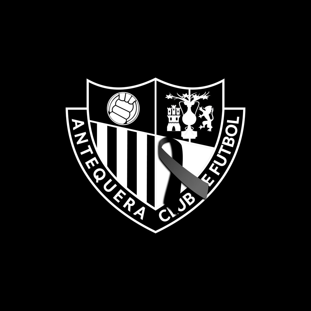 El #AntequeraCF desea expresar su más sentido pésame a toda la familia del <a href="/CordobaCF_ofi/">Córdoba CF</a> por el triste fallecimiento de Álvaro Prieto, así como a sus más allegados. 

Mucha fuerza en estos duros momentos.

D. E. P.