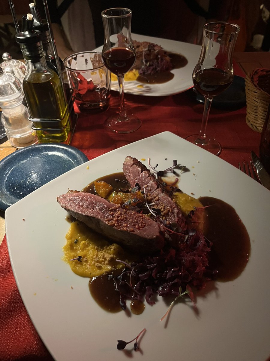 IvanSaltaric's tweet photo. Art and dinner, a great way to end the day #andywarhol #dubrovnik #nightout https://t.co/Fv43jeY7hD