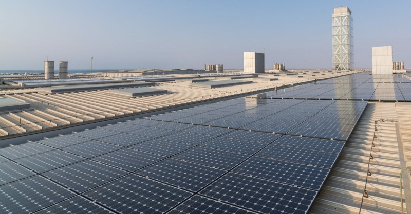 NatureCustom's tweet photo. Weather variability and extreme events affect the optimal design and operation of renewable energy systems, particularly for striking a trade off between life cycle cost and carbon dioxide emissions. [content by @KAUSTResearch] #KAUSTResearch