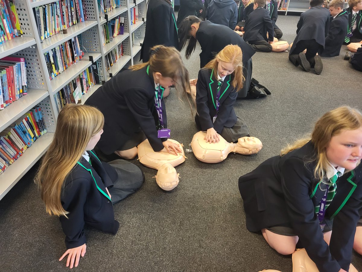 TheMrAindow's tweet image. BBG Y7 students taking part in Restart A Heart day today. A cardiac arrest patient’s chance of survival dramatically increases if #CPR can begin before the ambulance service arrives on scene. Get hands-on at youtu.be/YgQdVkFbQkk #RestartAHeart
@YorksAmbulance @BBGAcademy