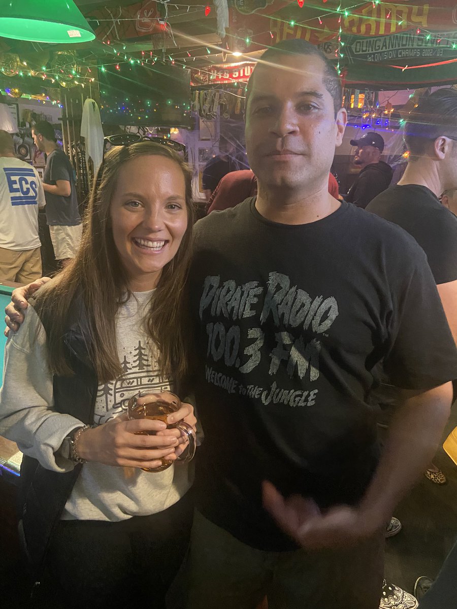 JoCoBry's tweet photo. Hanging with @EITMonline @krysdubbs at Penny Lane Pub. Fun night! https://t.co/MzE3NKo1zk