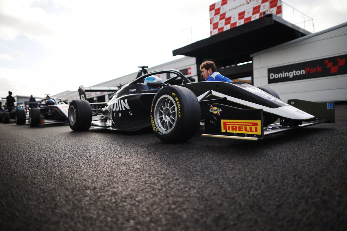 Costa Toparis tweet media