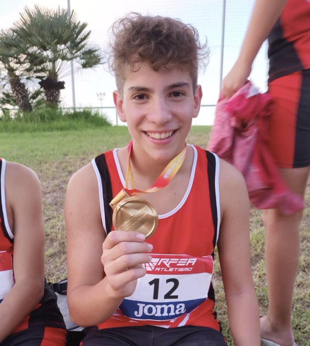 Atletisme_FCA's tweet photo. ✍️ Tres equips catalans van participar al Campionat d’Espanya sub 14 de clubs amb magnífiques experiències adquirides.

La millor classificació va ser per l’AA Catalunya femení, amb les seves atletes acabant en 8a posició global.

📲 https://t.co/xdVsI4fAP3 https://t.co/7IRmKiQ8Zk