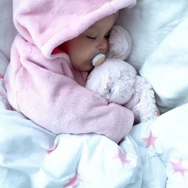 sonadoralea's tweet photo. ⠀

                           (   🎂   )
          happy  birthday  my  little  girl 

          joyeux anniversaire mon petit
          bout de bonheur
          papa et moi t’aimons très fort ❤️ 
⠀ https://t.co/2nzBgHLuLS