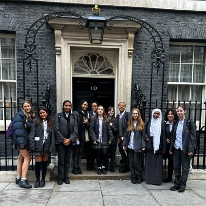 EGA School tweet media