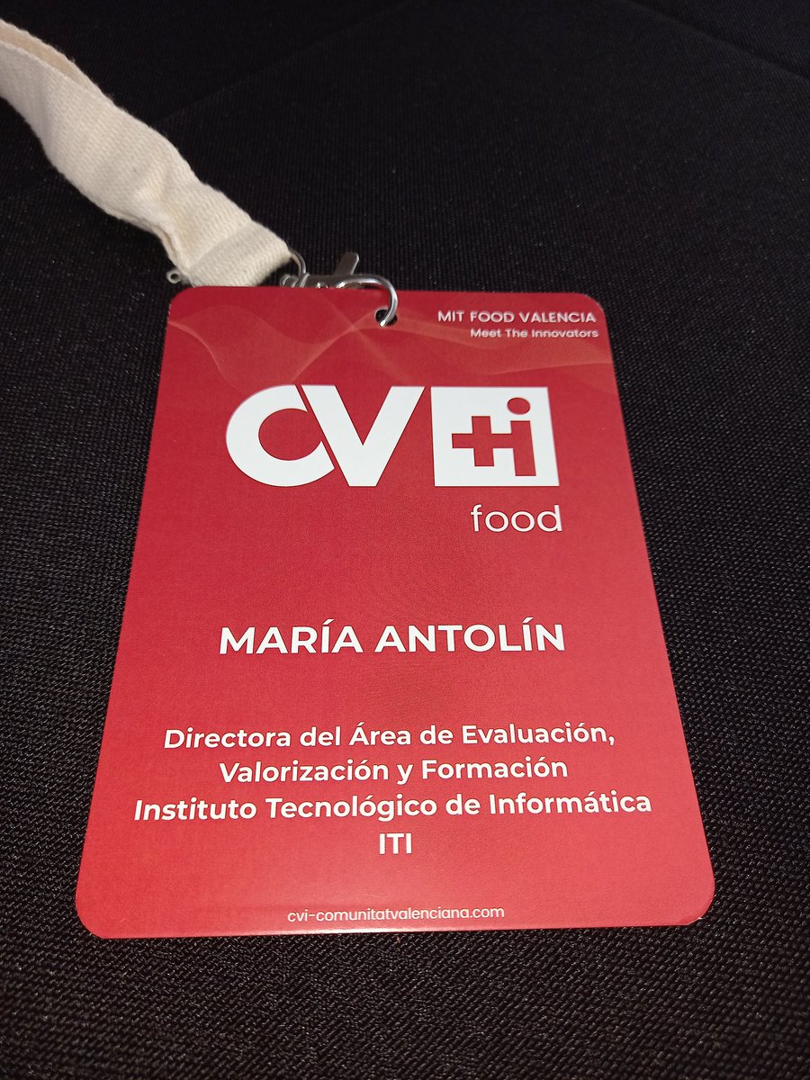 mariaaf10's tweet image. En el MTI Food presentando Wisephere, la solución tecnológica de @ITI_TIC que facilita la creación de #espaciosdedatos que permitan a las empresas explotar, y especialmente compartir, sus datos para mejorar su competitividad. Caso de uso: alimentación personalizada (Food4one).