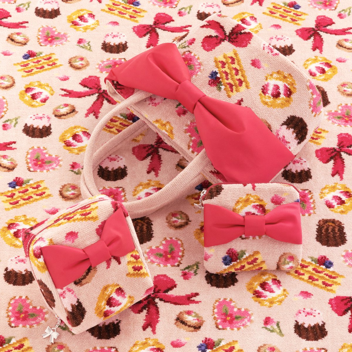 ラビリンスと2点　おまとめ　バレンタインにも！フェイラー　ハッピーモーメント フェイラー 新作情報 ＼ 🎀明後日10/18(水)発売 シュークリームや