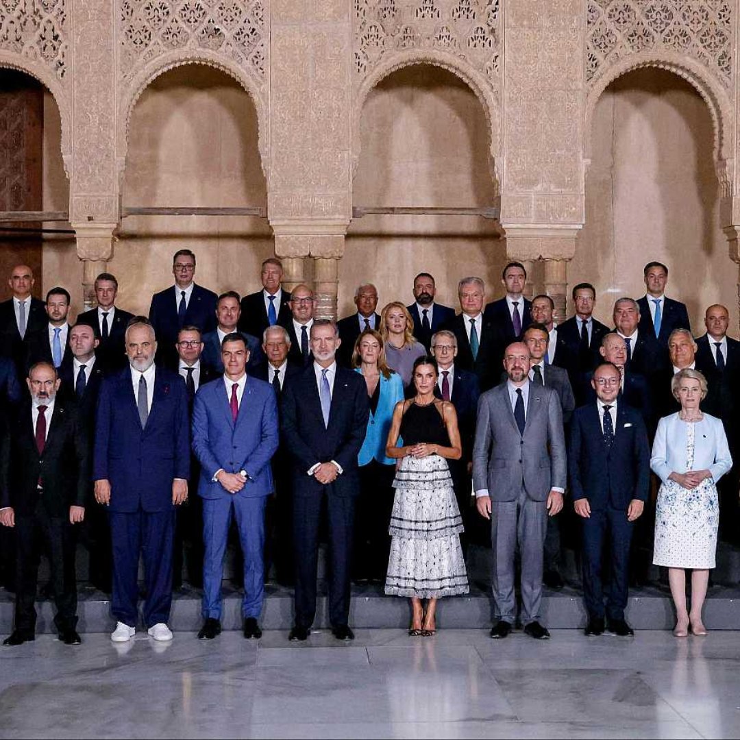 Granada, anfitriona internacional. 🇪🇺 

#granada #cumbreeuropea #europeanleaders #alhambra #europe #europeanprojects