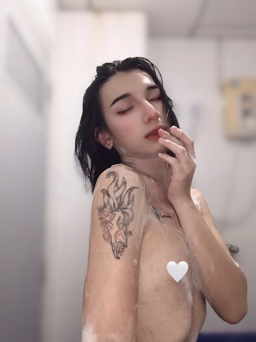 ammarina2000's tweet photo. 🖤 #สาวสอง #สาวสองมีงู #thailady #ladyboy https://t.co/caao9qRJGM