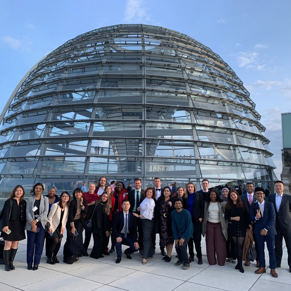 After ten days of discussions on the global agenda for digital governance towards #SustainableDevelopment, #IF20 has come to an end. Thanks to all participants from #MGGAcademy and the diplomatic services of 🇨🇳, 🇧🇷, 🇮🇩, 🇲🇽 and 🇿🇦 for the enriching exchange. #MGGNetwork