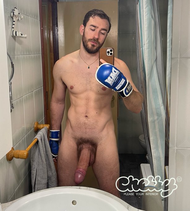 Who wants to be hit? https://t.co/5htVhEkYeV<a href="/tag/unitedstates"class="tags"><span>#unitedstates</span></a>