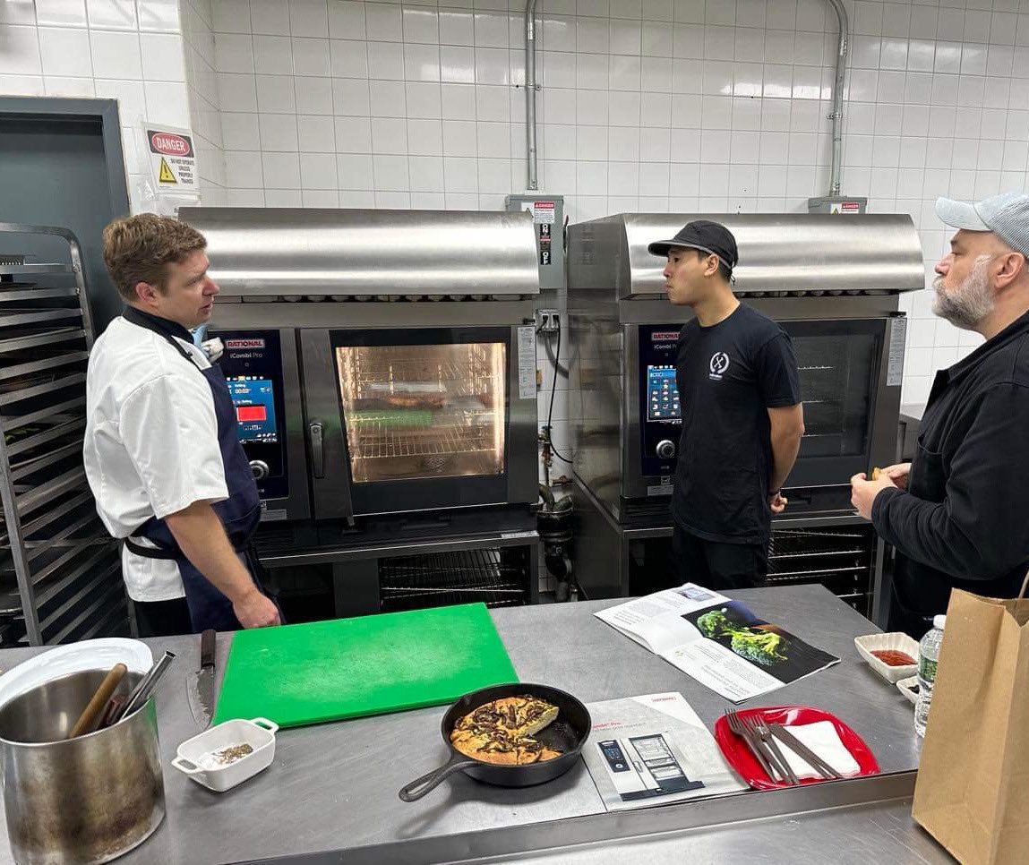 eterra_kitchen's tweet image. Did You Know? @eterrakitchen 2191 serves as culinary educational center in NYC for Rational USA- iCombi Pro units.
lnkd.in/emRA7MmX

#rationalusa #icombipro #nyc
#nyccommercialkitchen #nycsharedcommercialkitchen #nyckitchenrental #nycrentalkitchen #harlemny #eterrakitchen