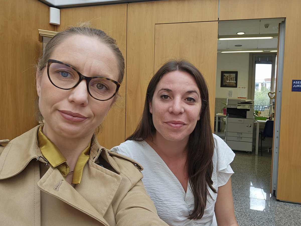 El pasado viernes 13 preguntamos por el estado del Recurso de Casación.

Hoy seguimos esperando....
Esperando respuestas.
Esperando ...
¿Se esconden? ¿Nos evitan?
¿Ocultan información?
¿Obstruyen nuestra labor?

#Leganés 

<a href="/MareaResidencia/">Marea de Residencias</a>