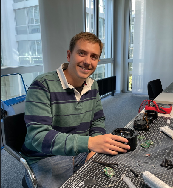 BotaSystems's tweet photo. 📣 Today Joan Conill joined the team of @BotaSystems💪
In his function as Mechanical Design Engineer, he will be a key person in developing new #6axis #force #torque #sensors for our customers 👍
We all from Bota Systems wish him a good start! 🤗 https://t.co/EQuqnYjaoV