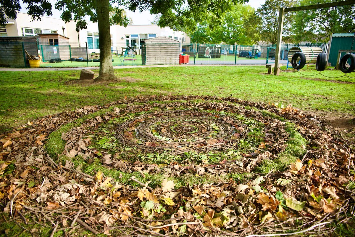 DeltaGrangeLane's tweet photo. Look at this amazing natural art created by our children and @RFJamesUK today. Please take a look when you drop your child at school. https://t.co/thxdqq2vZP
