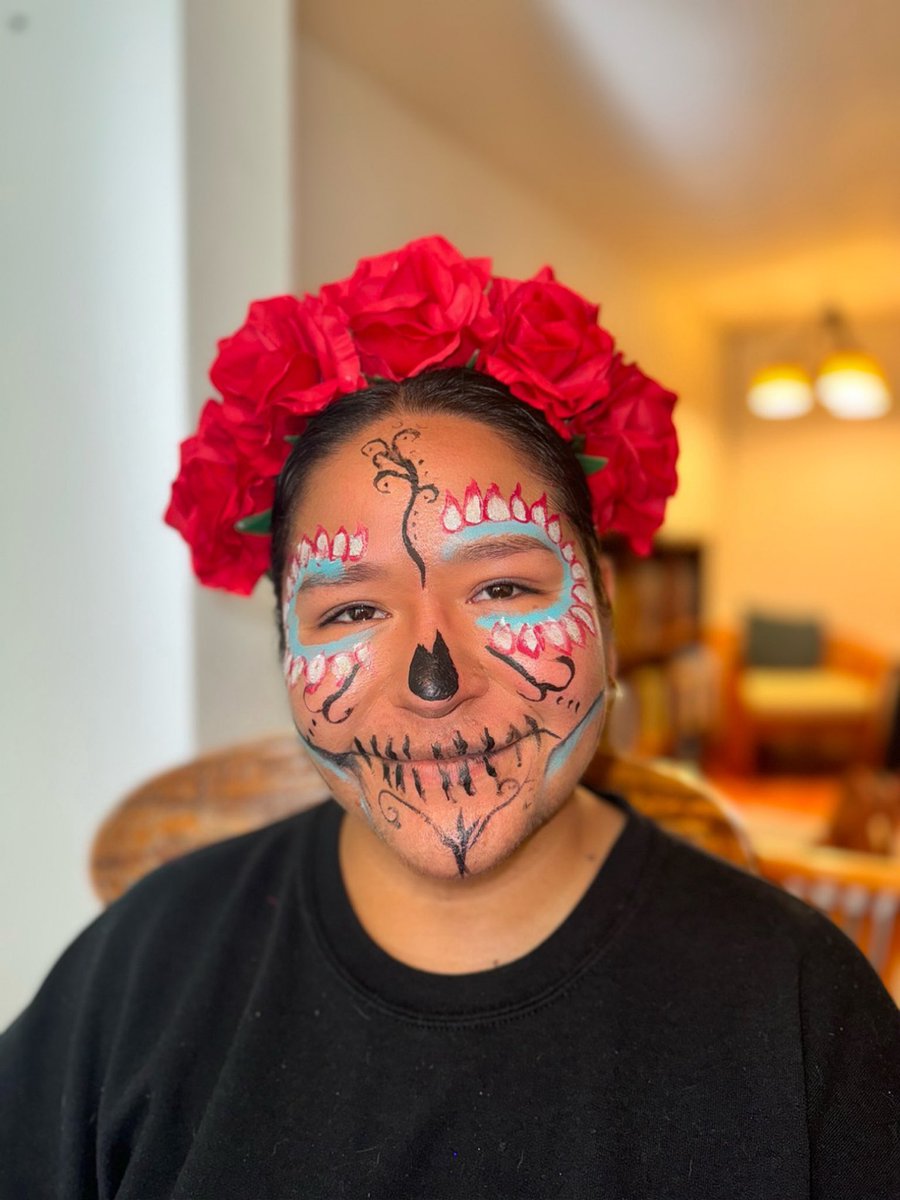 New week, new celebrations ahead! Día de los Muertos is near, and so is our Catrinas Contest! 💀🌺 Keep an eye out for updates #diadelosmuertos #dayofthedead #halloween #mexico #diademuertos