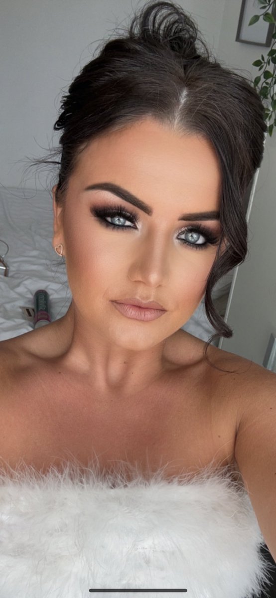 Amymcpartlin95's tweet photo. Ready to go again next week 🥂 https://t.co/b31pZ0Z6ZB