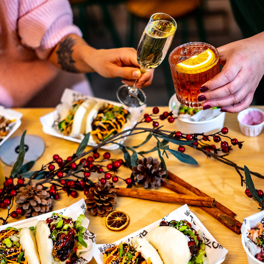Have you checked out our Christmas packages yet?! 🎄
We have something for everyone:
✨ festive bao bun menu (lots of vegan options)
✨ seasonal beers
✨ bubbly

Have a look at what we have to offer: info.northbrewing.com/venue/circle-s…

#christmasparties #christmas #christmasbookings