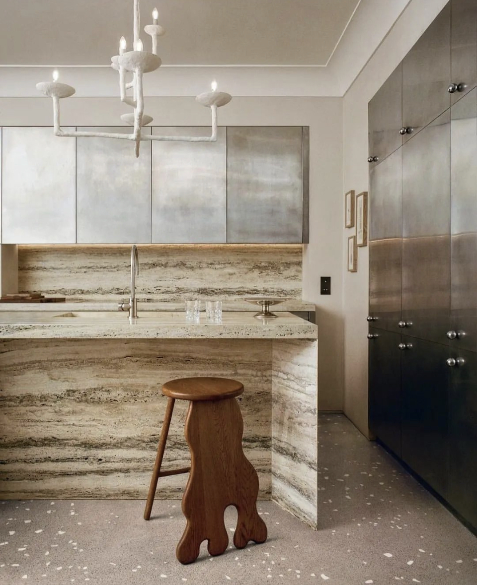 broxledotcom's tweet image. We're absolutely in love with this kitchen design that showcases the incredible beauty of natural materials and textures. 

#KitchenDesignInspo #NaturalBeauty #TexturePlay #HomeDecorGoals

📷 @clement.vayssieres