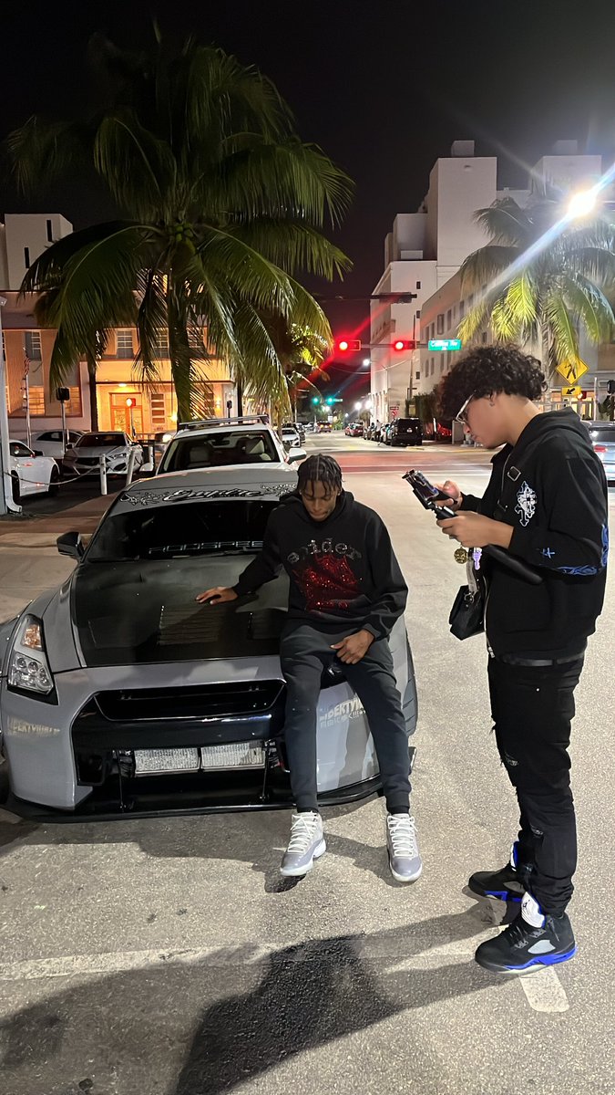 Early college stream parti.com/creator/discor…