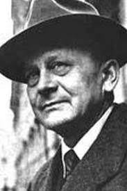 claraspada's tweet image. allungare la strada, affinché
dove c'è abitudine ci sia
anche sorpresa, salvo che
privilegino la menzogna
che non ha proprio niente da fare.
E voi, mia fiamma d'altri tempi,
vi ricordate di voi stessa, ancora,
e dunque dell'amore?
 Vladimir Holan-