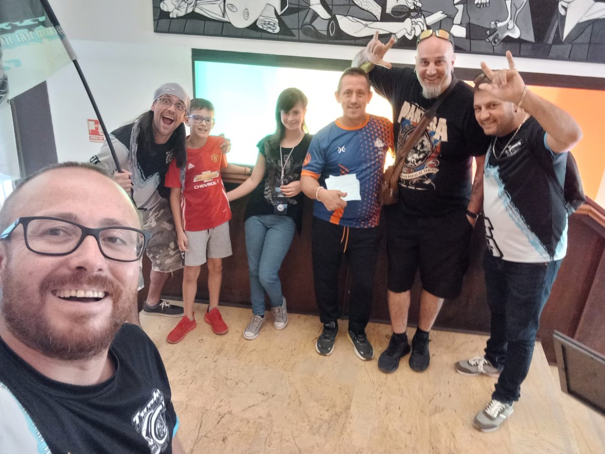 F_Lainez77's tweet photo. Gran findesemana de #gtpulpi ampliando la familia simracing con @wateturbo @GoHiSer @naijol2 javixuleton @alario1987 y poniendo caras a esos nicks que coincidi con las carreras de la #cachecup https://t.co/qyAfMKhlcP