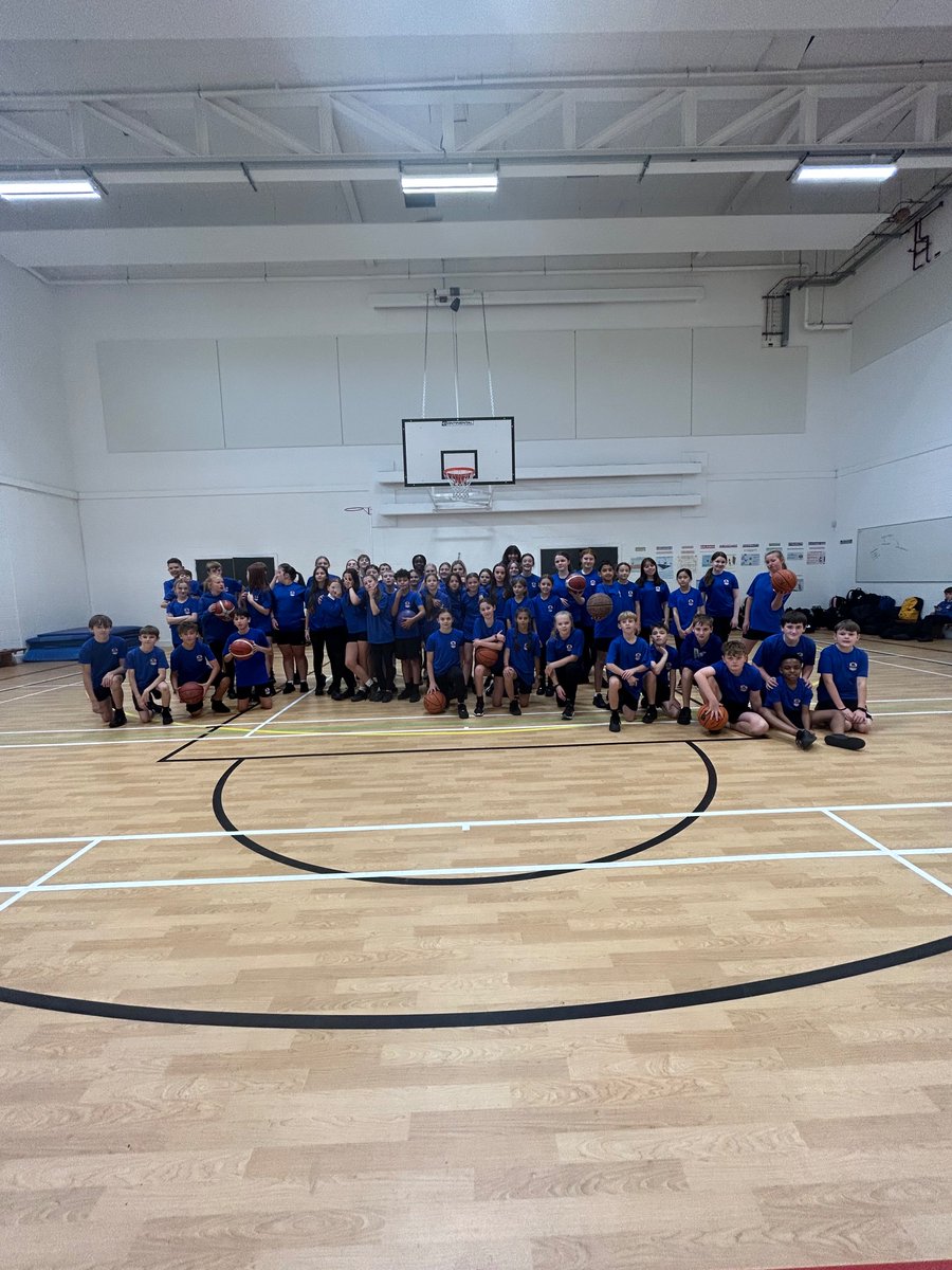 WhitmoreHighPE's tweet photo. 60 KS3 pupils turning up to after school Basketball club. Excellent effort shown by all. 🏀🏀🏀🏀🏀

#TeamWhitmore https://t.co/BKHt1dlA3W