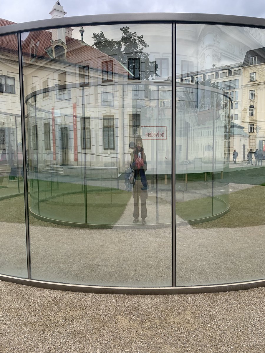 <a href="/unique_Netzwerk/">unique e.V.</a> So viele interessante Termine zu #frauenpower  #frauenwirtschaftstagebw 😅 Ich warte immer noch auf die Anleitung fürs #klonen damit ich wirklich überall dabei sein kann. Hier ein Versuch im Unteren Belvedere Wien