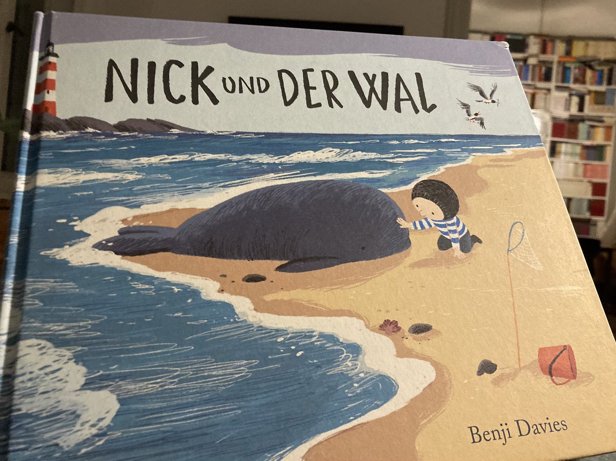 Noch ein Gastbeitrag zum #MelvilleMonday aus der Kinderbibliothek für den Nachwuchs:

»Nick und der Wal« von Benji Davies, erschienen im #AladinVerlag (noch für der Übernahme als Imprint bei Thienemann-Esslinger).